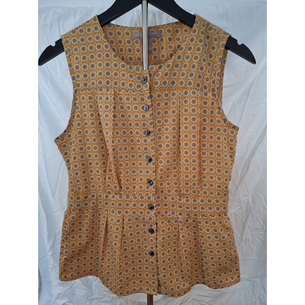 Womens Banana Republic Size 6 Petite Yellow Sleeveless Peplum Blouse.
